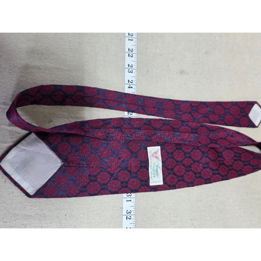 Vintage Vogue Creation Mens Tie Navy Red Geometric Medallion Acetate RN 31614